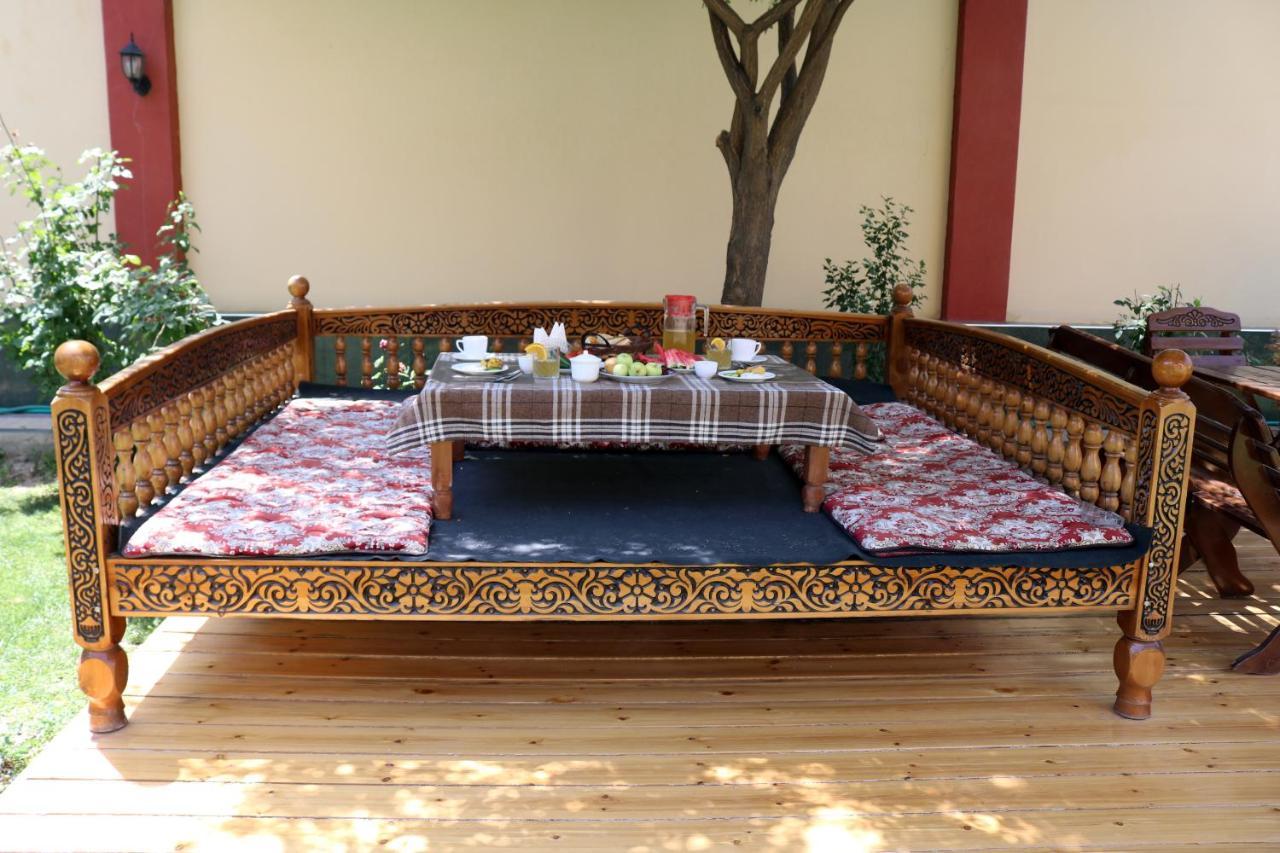 Chinor Garden Hotel - Free Airport Pick-Up And Drop-Off Tasken Kültér fotó