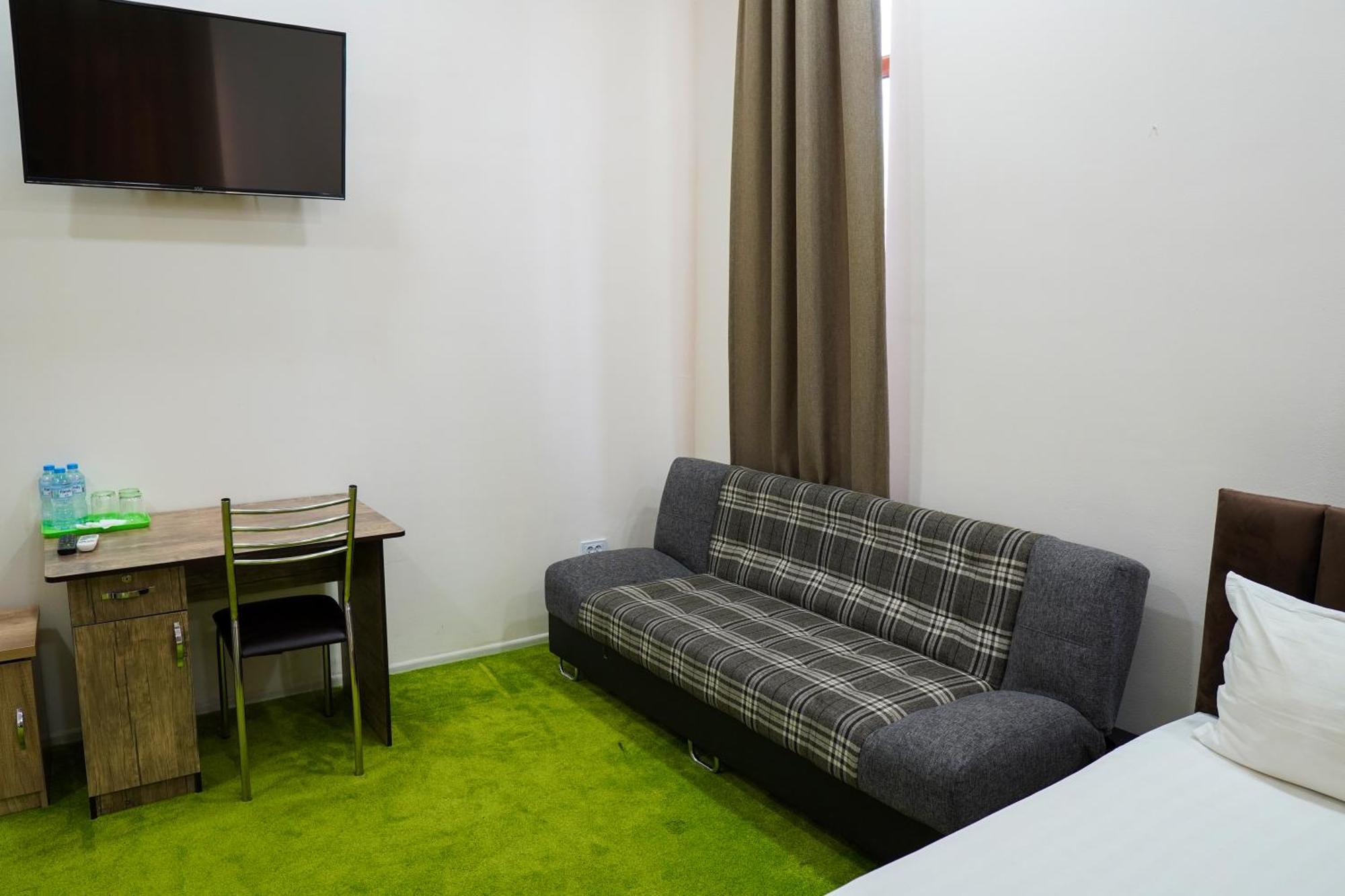 Chinor Garden Hotel - Free Airport Pick-Up And Drop-Off Tasken Kültér fotó