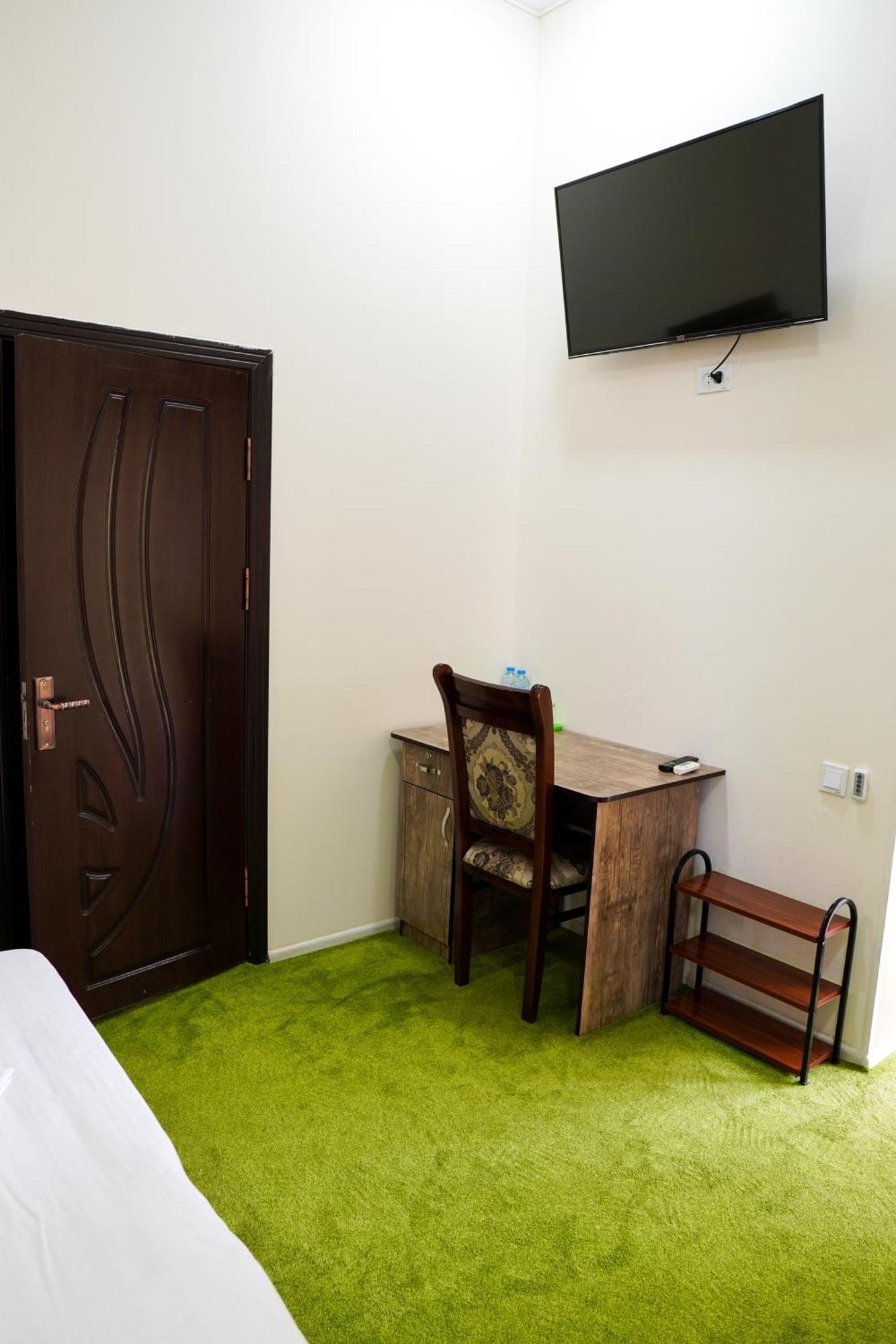 Chinor Garden Hotel - Free Airport Pick-Up And Drop-Off Tasken Kültér fotó