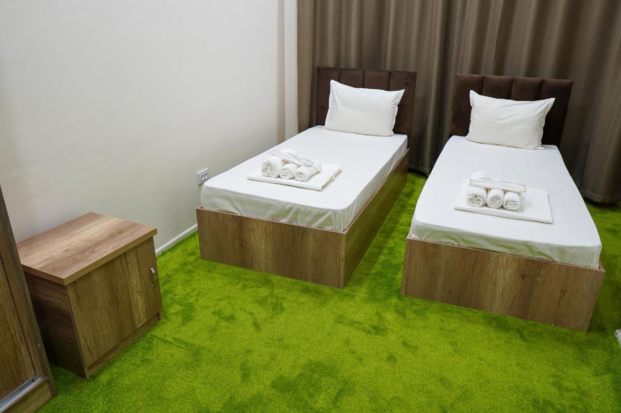 Chinor Garden Hotel - Free Airport Pick-Up And Drop-Off Tasken Kültér fotó